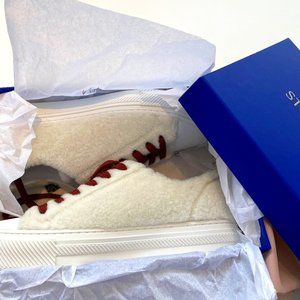 BRAND NEW Stuart Weitzman - Ollie Chill